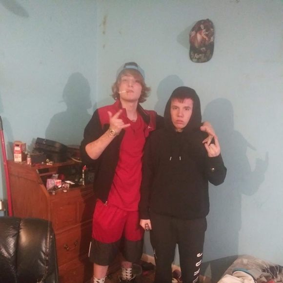 Meet your Posher, Ben - Picture 1 of 1